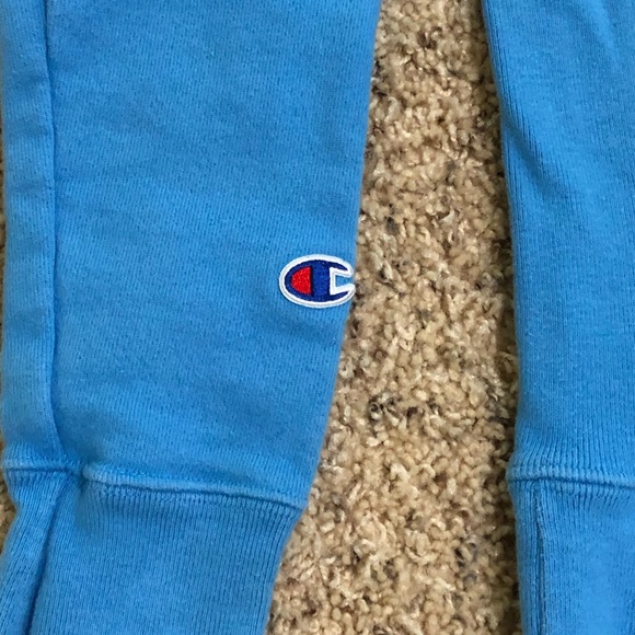 Reverse Weave Champion Crewneck - Picture 5 of 5